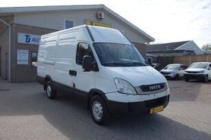 IVECO Daily 35S14V gesloten bestelwagen