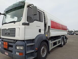 MAN TGA brandstoftruck