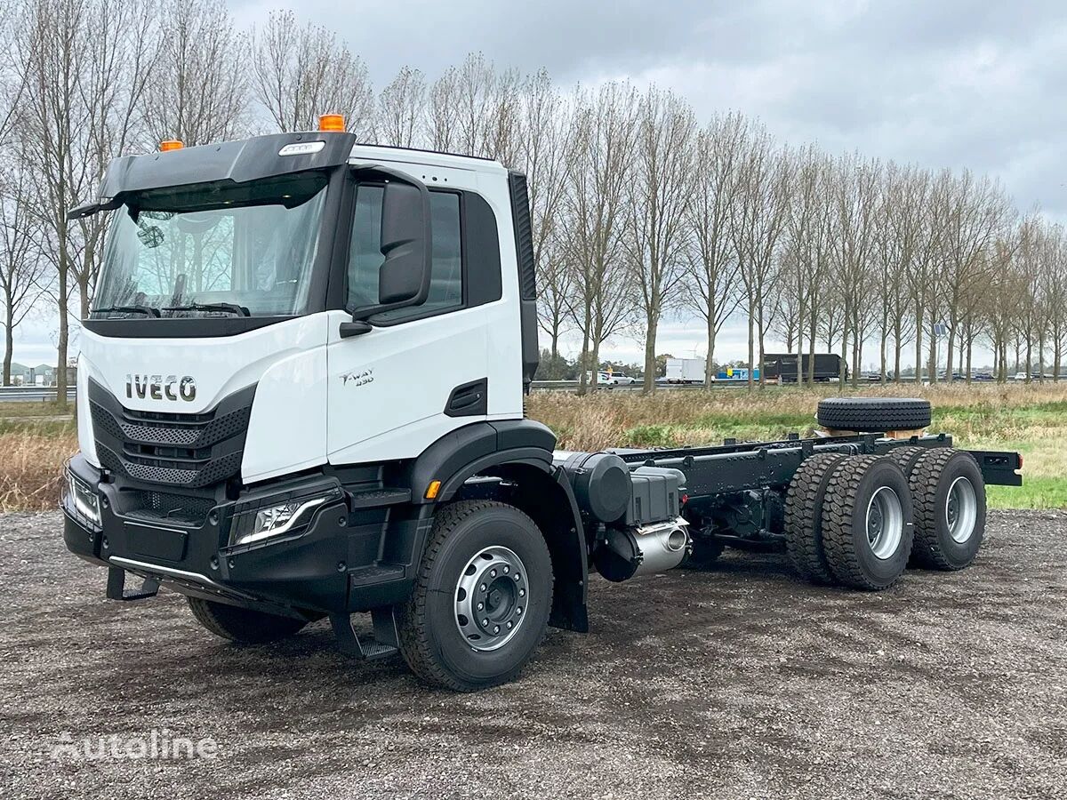 nieuw IVECO T-Way AD380T43H-4500 AT Chassis Cabin (23 units) chassis vrachtwagen