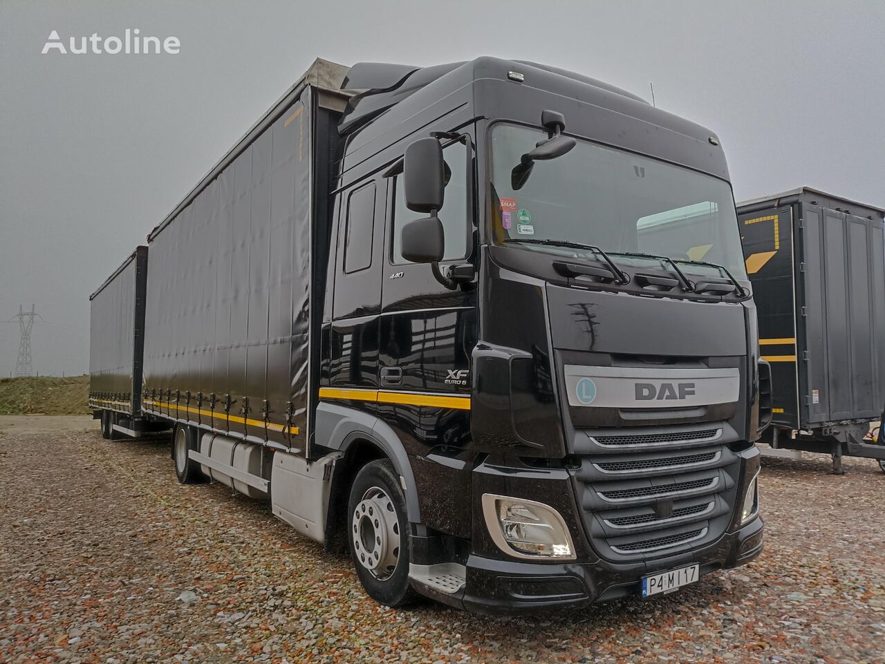 DAF XF 440 huifzeilen vrachtwagen