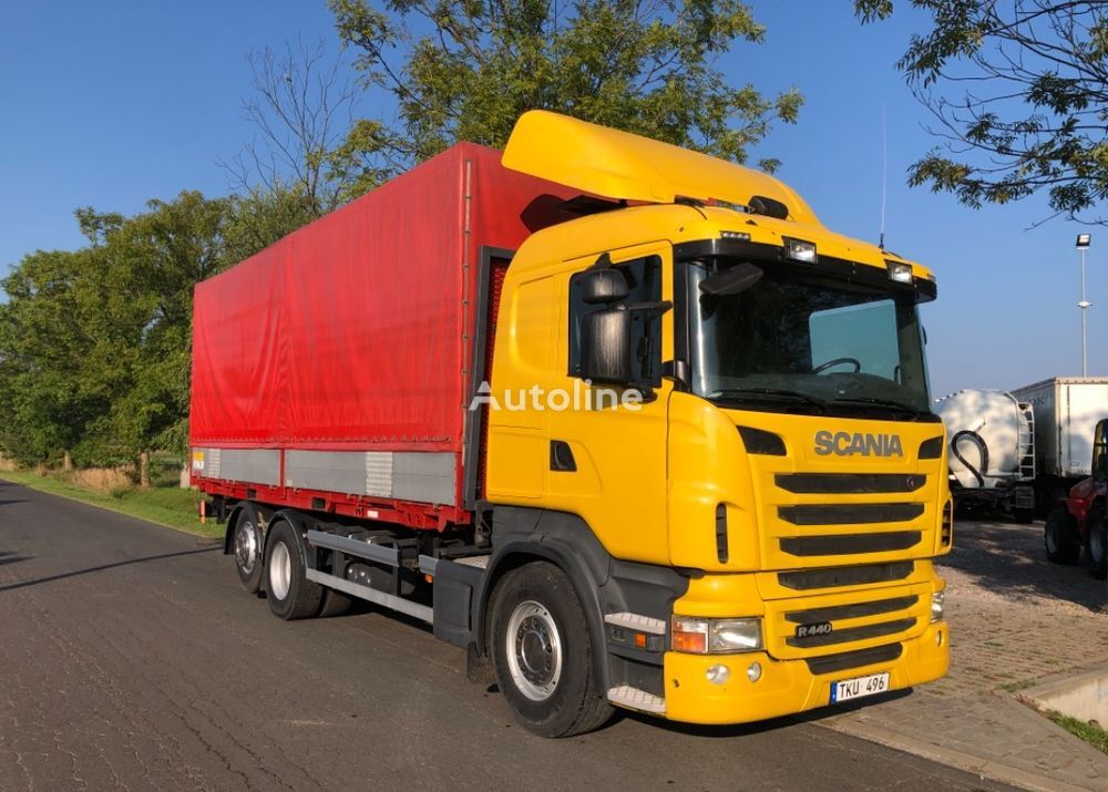 Scania R440 huifzeilen vrachtwagen