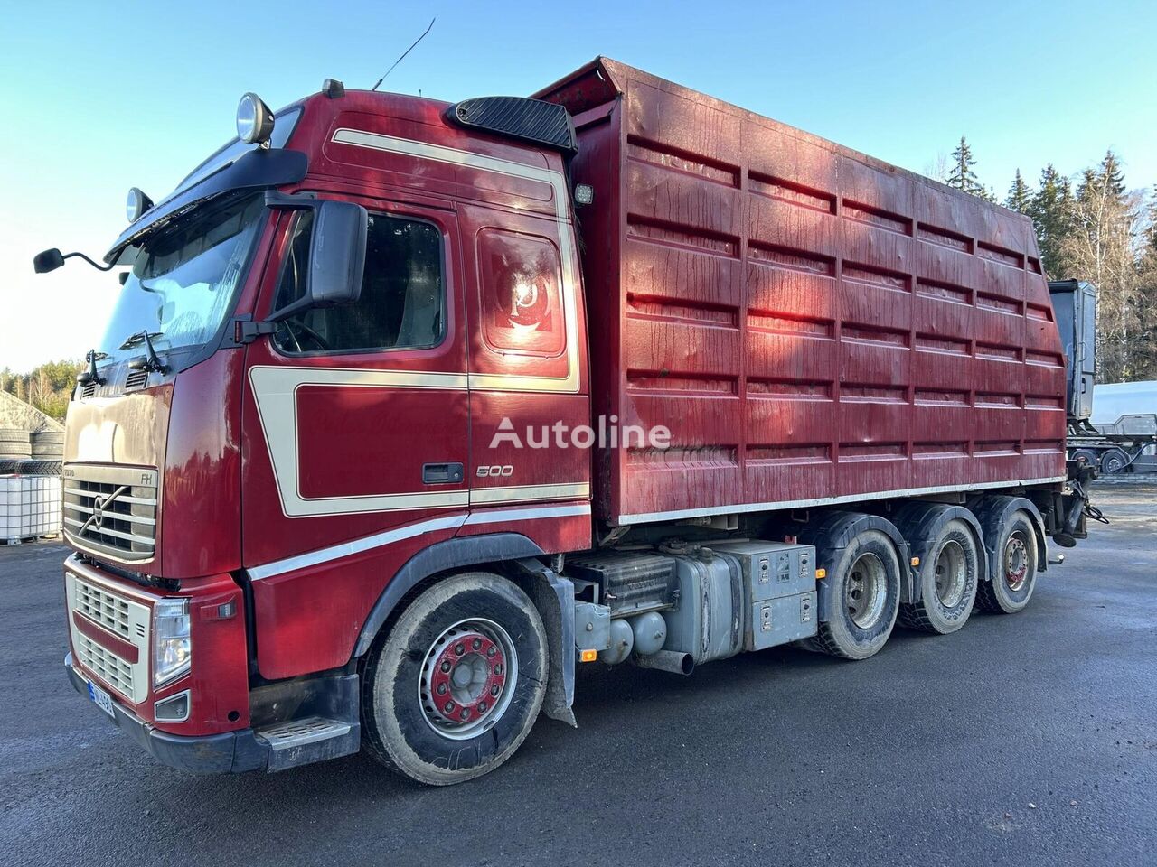 Volvo FH500 8×4 Risukorilla ja nosturilla kipper vrachtwagen