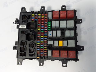 Renault Fuse protection box 7421464562, 7421169993, 5010590677, 74210795 beschermingskast voor Renault trekker