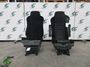 Mercedes-Benz A 967 910 27 01// A 967 910 43 01 // 44 01 STOELEN SET ATEGO EUR voor vrachtwagen