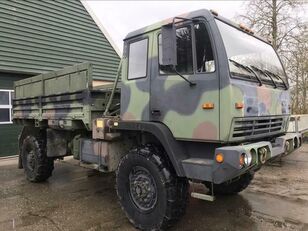 Steyr M1078 LMTV open laadbak vrachtwagen