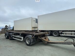 Istrail 3-axle hook trailer w/ tipper platform aanhanger