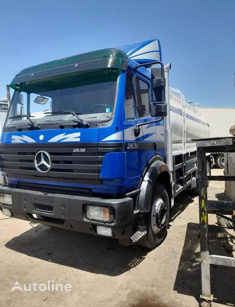 Mercedes-Benz 2638 6X4 tank truck