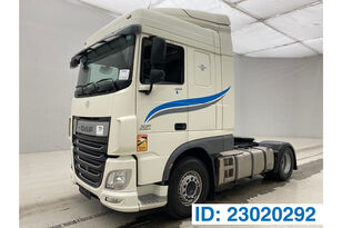 DAF XF 460 Space Cab trekker