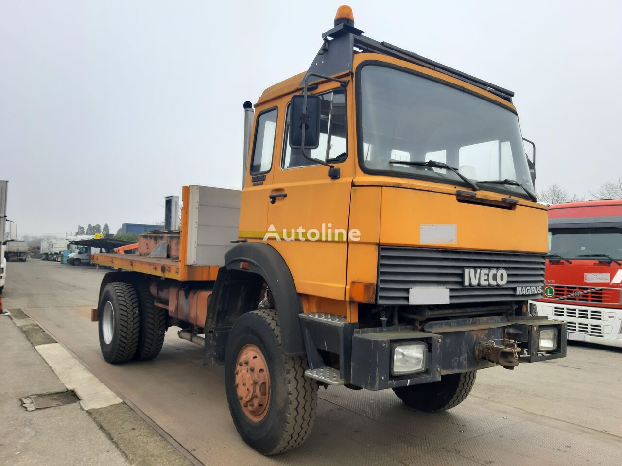 IVECO 190.25 vrachtwagen platte bak